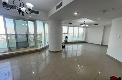 شقة - 2 غرف نوم - 3 حمامات للايجار في بوابة المدينة - المجاز 3 - المجاز - الشارقة