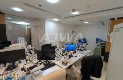 Office Space - Studio - 2 for rent in Gold Tower (Au Tower) - JLT Cluster I - Jumeirah Lake Towers - Dubai