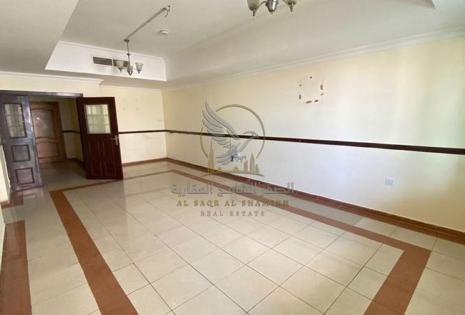 136567477 - Property Image 2