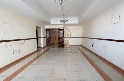 Apartment - 2 Bedrooms - 3 Bathrooms for rent in Al Mujarrah - Al Sharq - Sharjah