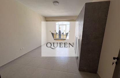 Apartment - 2 Bedrooms - 3 Bathrooms for rent in Cornish Tower - Al Rumaila - Ajman