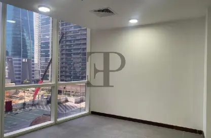 مكتب - استوديو للايجار في برج بارك لين - الخليج التجاري - دبي