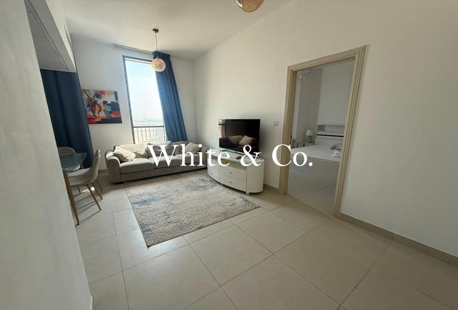 Furnished | Spacious | Multiple Cheques photo 3