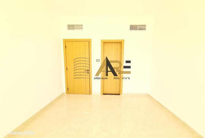 119488568 - Property Image 3