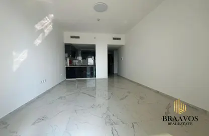 شقة - غرفة نوم - 2 حمامات للايجار في جولدن دريم برج 1 - منطقة 18 - قرية جميرا الدائرية - دبي