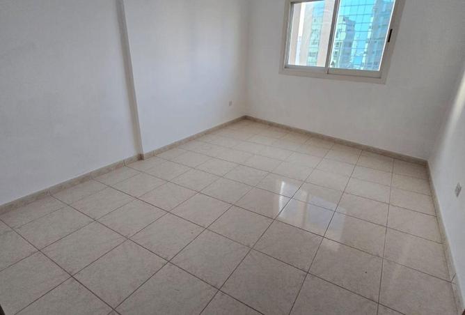 70280890 - Property Image 2