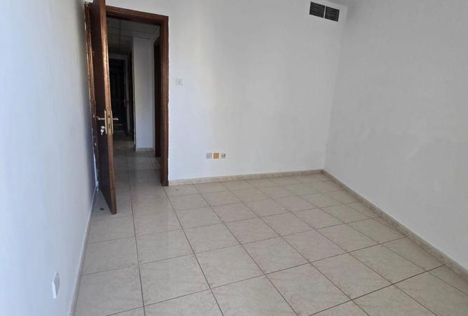 70280890 - Property Image 3