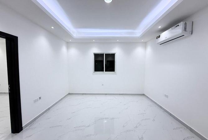 Brand New Huge 1 Bed Room Near Mazyad Mall Zone 34 — photo 3
