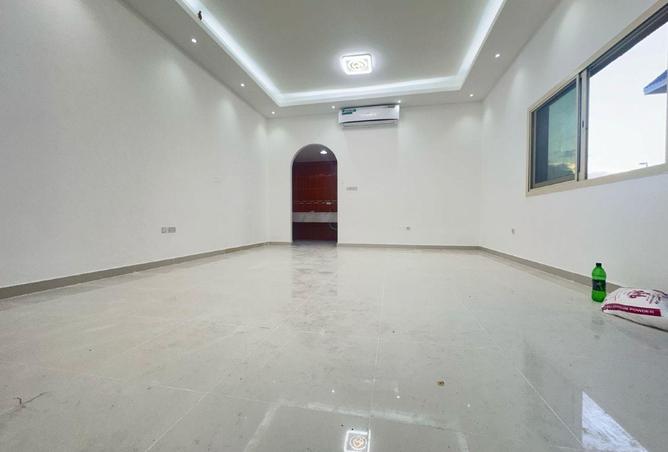 71510422 - Property Image 2