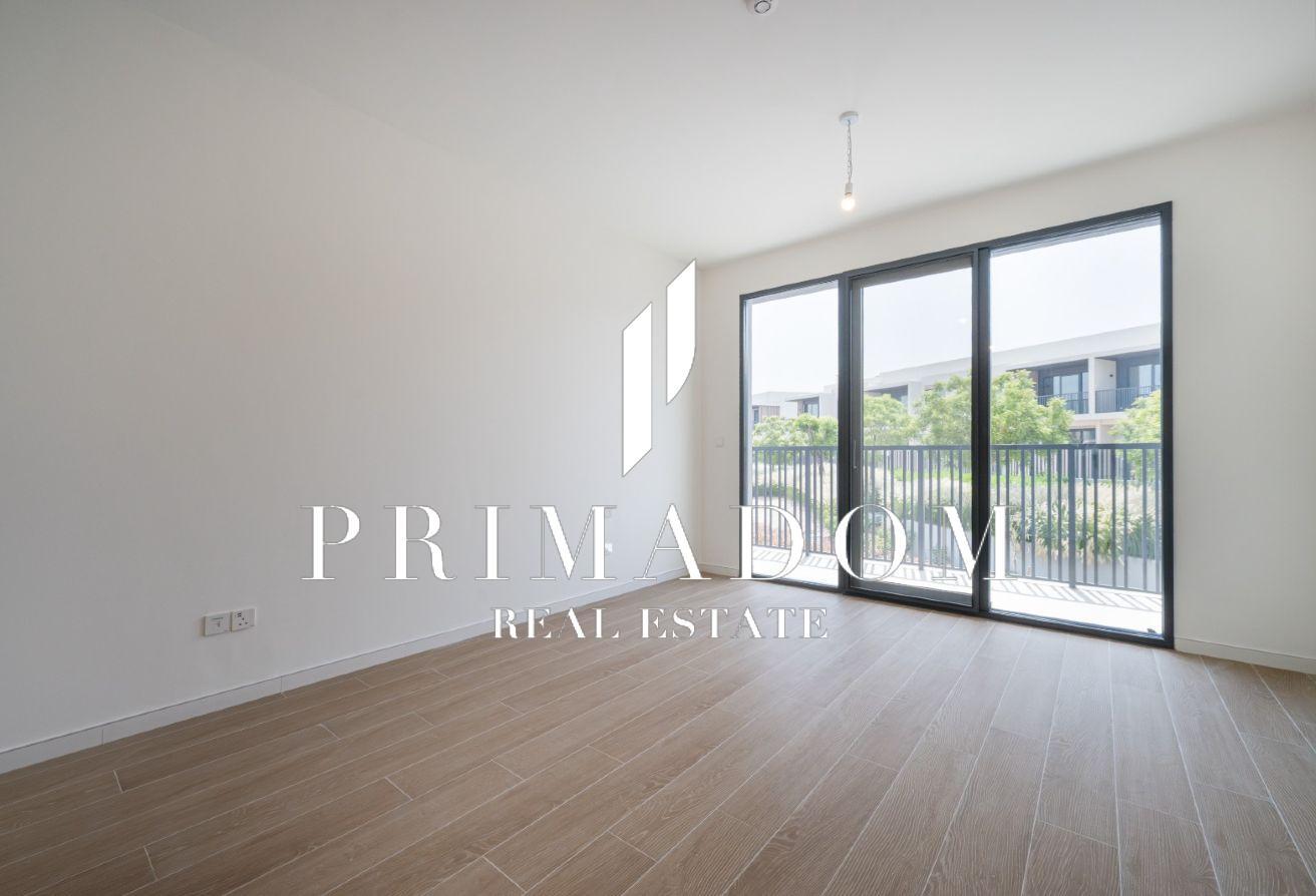 Luxury 4BR | Brand New | Single Row | Vacant photo 13