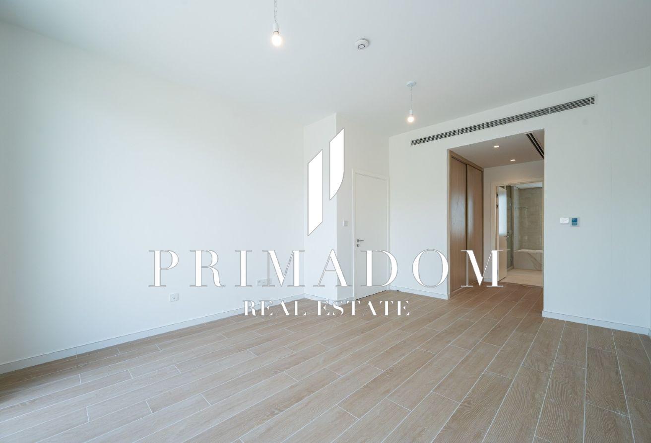 Luxury 4BR | Brand New | Single Row | Vacant photo 15