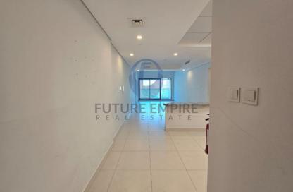 Apartment - 2 - 2 for rent in Saleh Building - Al Jaddaf - Dubai Apartment - 2 - 2 for rent in Saleh Building - Al Jaddaf - Dubai