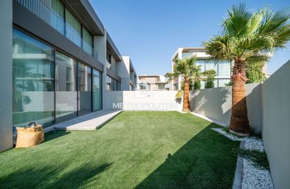 Townhouse - 3 Bedrooms - 4 Bathrooms for rent in Nad Al Sheba Gardens 2 - Nad Al Sheba Gardens - Nad Al Sheba 1 - Nad Al Sheba - Dubai