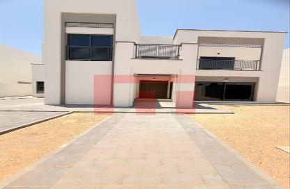 Villa - 4 Bedrooms - 5 Bathrooms for rent in Fay Al Reeman II - Al Shamkha - Abu Dhabi