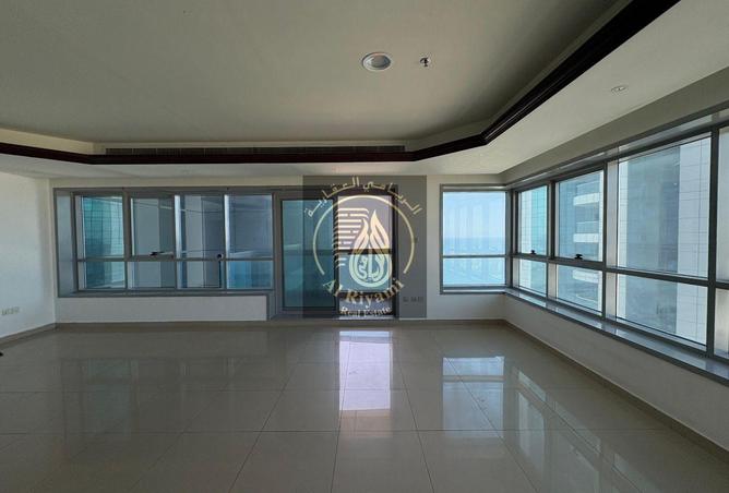 76964583 - Property Image 3