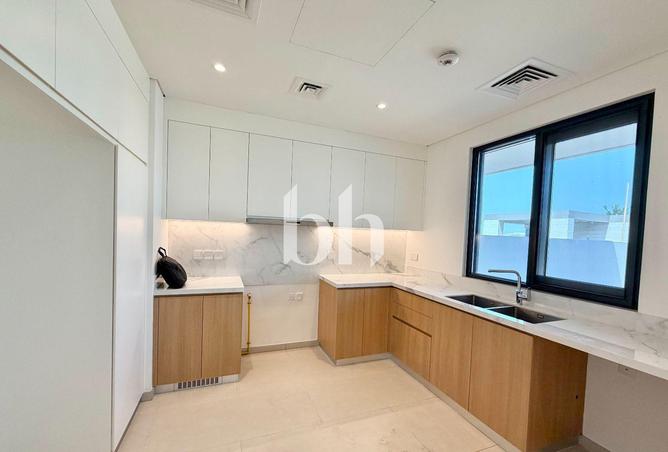 107289637 - Property Image 3