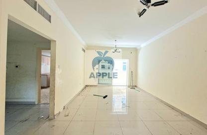 Apartment - 3 - 3 for rent in Muwaileh 3 Building - Muwaileh - Sharjah