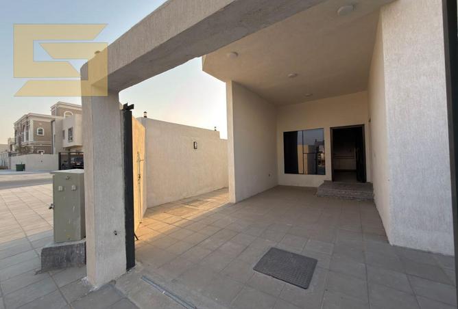 142387599 - Property Image 3