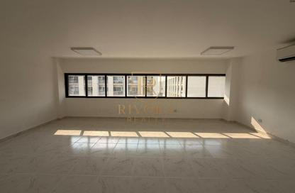 Office Space - Studio - 1 for rent in Al Karama - Dubai