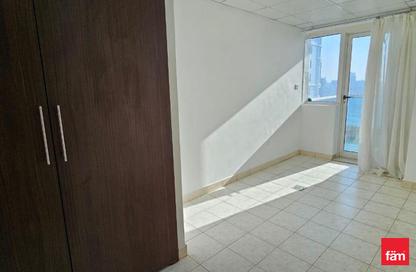 Apartment - 1 Bedroom - 2 Bathrooms for rent in Lake Point Tower - JLT Cluster N - Jumeirah Lake Towers - Dubai