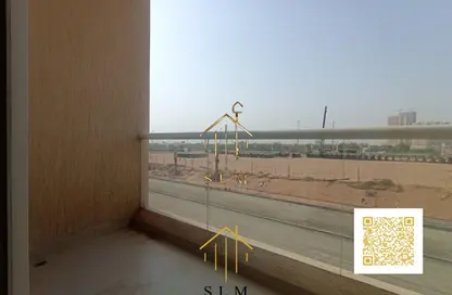 شقة - 2 غرف نوم - 3 حمامات للبيع في قرية الأميرة - عجمان