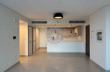 Apartment - 2 Bedrooms - 3 Bathrooms for rent in 1 Residences - 2 - 1 Residences - Al Kifaf - Bur Dubai - Dubai