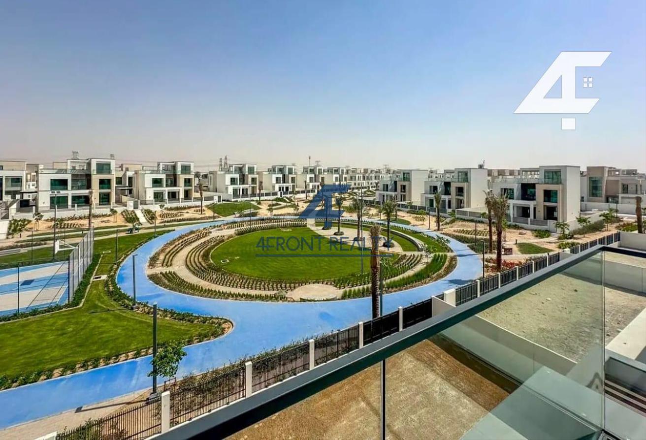 Dream Family Villa | Huge Plot | Park Facing photo 11