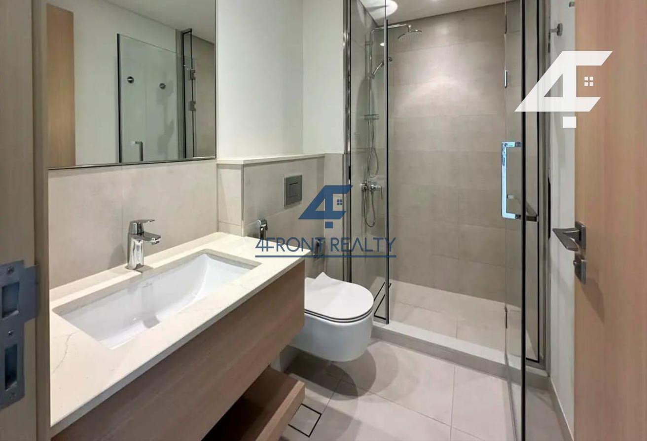 Dream Family Villa | Huge Plot | Park Facing photo 9