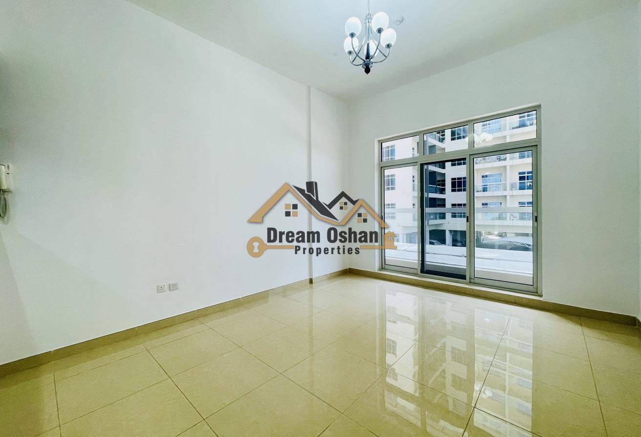 LAVISH 1BR CLOSE BUS STOP FOR FAMILY AND BALCONY photo 6