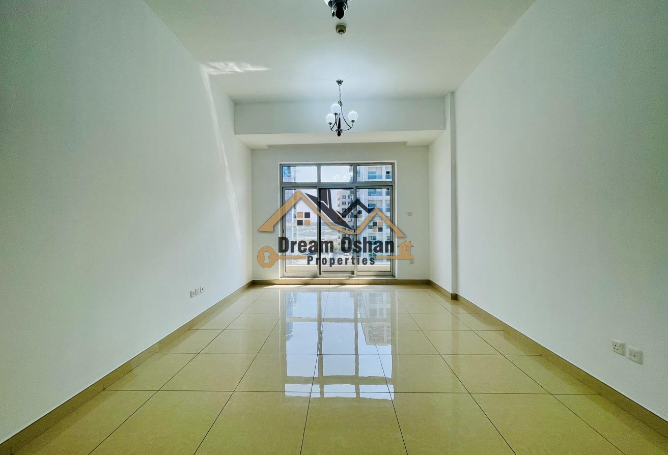 LAVISH 1BR CLOSE BUS STOP FOR FAMILY AND BALCONY photo 5