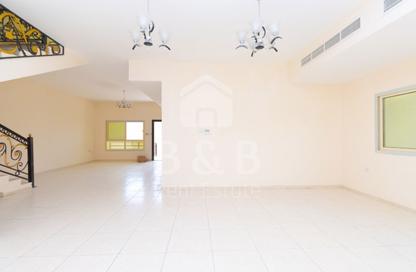 Townhouse - 3 Bedrooms - 4 Bathrooms for rent in Khuzam - Ras Al Khaimah