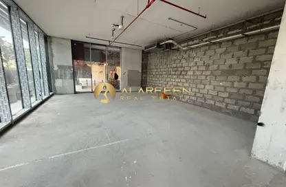 Shop - Studio - 1 Bathroom for rent in Hamilton House - District 14 - Jumeirah Village Circle - Dubai