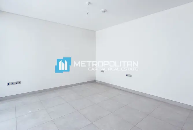 156013158 - Property Image 3