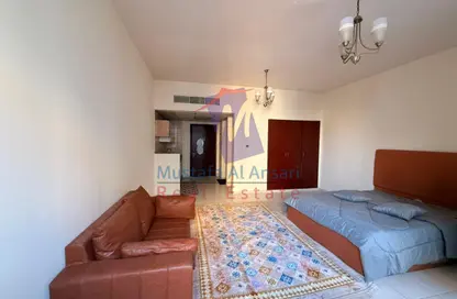 Apartment - 1 Bathroom for rent in Building X11 - England Cluster - International City - Dubai