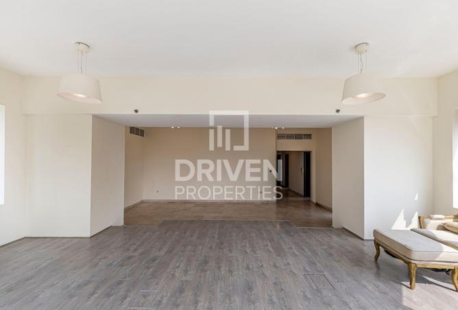 54935379 - Property Image 3