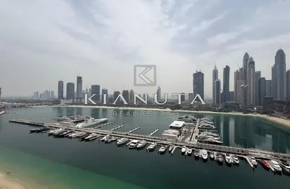 Apartment - 3 Bedrooms - 4 Bathrooms for rent in Marina Vista Tower 2 - Marina Vista - Emaar Beachfront - Dubai Harbour - Dubai