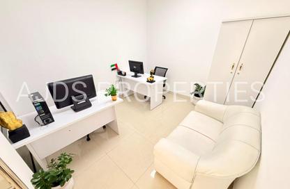 Office Space - Studio - 1 Bathroom for rent in Al Rostamani Building - Port Saeed - Deira - Dubai Office Space - Studio - 1 Bathroom for rent in Al Rostamani Building - Port Saeed - Deira - Dubai
