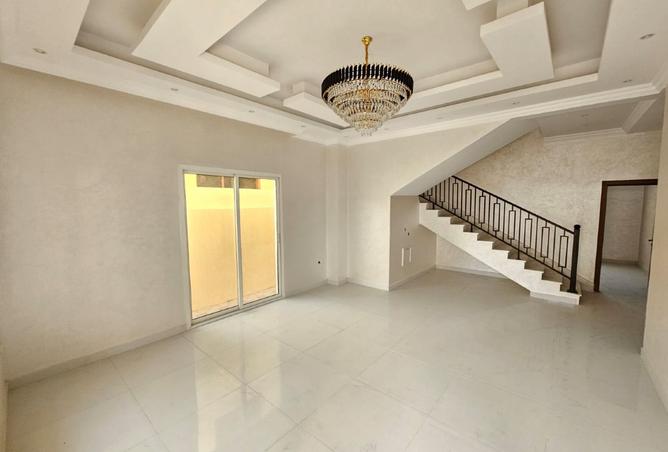 141002101 - Property Image 2