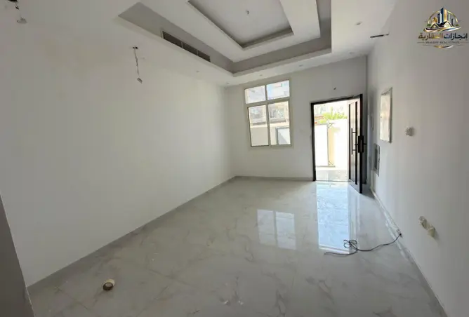 163717942 - Property Image 2