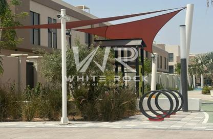 Townhouse - 2 - 4 for sale in Aldhay at Bloom Gardens - Bloom Gardens - Al Salam Street - Abu Dhabi