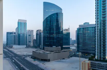 Apartment - 3 Bedrooms - 4 Bathrooms for rent in Bahwan Tower Downtown - Downtown Dubai - Dubai