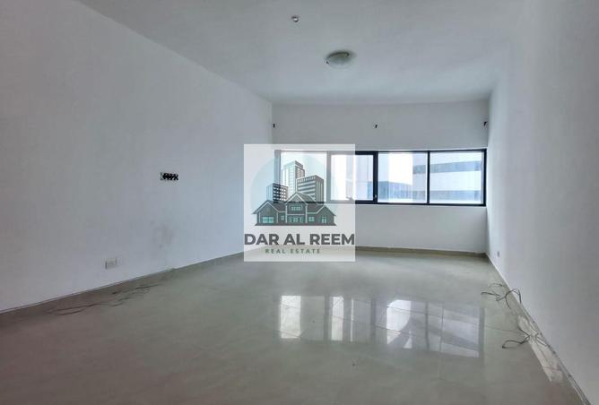 98687952 - Property Image 3