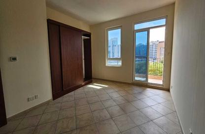 Apartment - 3 - 3 for rent in Shakespeare Circus 3 - Shakespeare Circus - Motor City - Dubai
