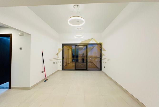 56131657 - Property Image 2