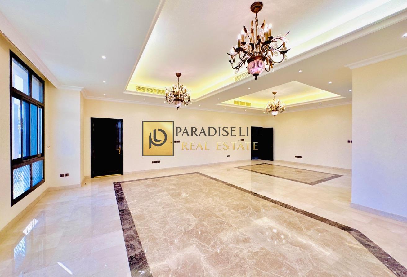 Stunning 5 BR Villa in Al Khawaneej 1 with Family Amenities photo 10