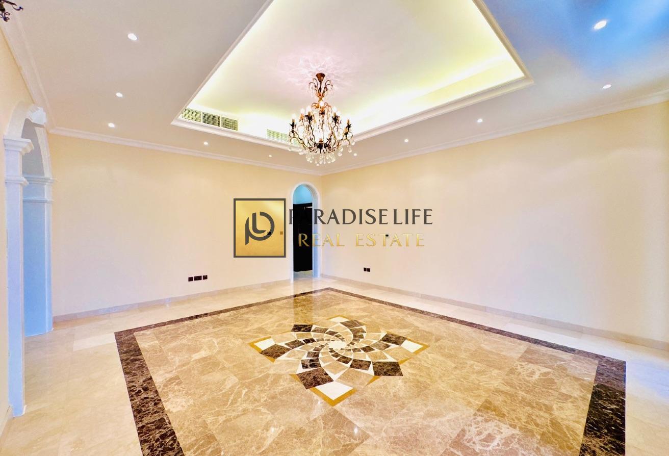 Stunning 5 BR Villa in Al Khawaneej 1 with Family Amenities photo 11
