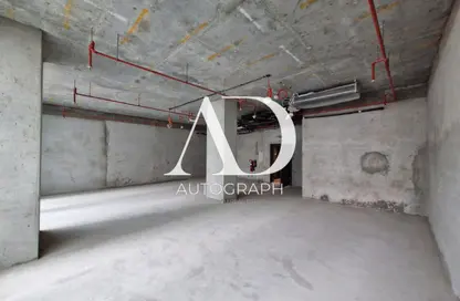 Office Space - Studio - 1 Bathroom for rent in Grosvenor Office Tower - Business Bay - Dubai