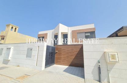 Villa - 4 - 5 for rent in Al Tai - Sharjah