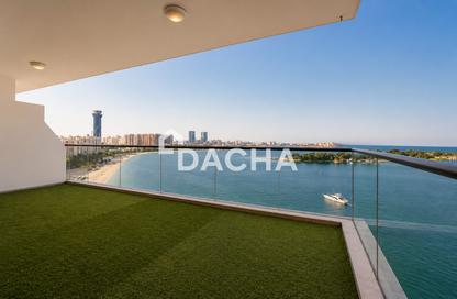 Apartment - 2 Bedrooms - 3 Bathrooms for rent in Azure Residences - Palm Jumeirah - Dubai