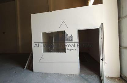 Warehouse - Studio - 1 for rent in Umm Al Thuoob - Umm Al Quwain